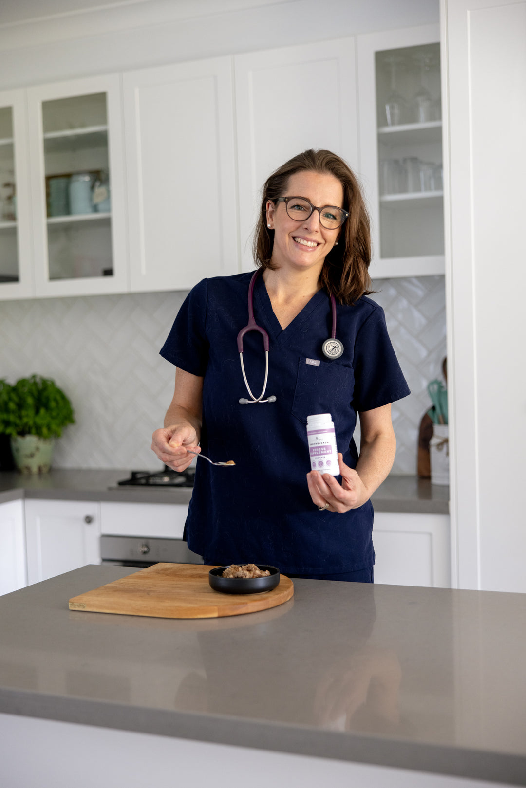 Vet-formulated Stress Supplement For Cats to target Stress Relief and Bladder Health, Made with Natural Ingredients, Made in Australia by Shy Tiger